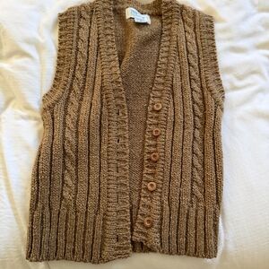 Hot Line sleeveless sweater vest
